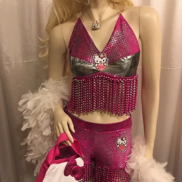 RARE vintage y2k beaded shorts and top with hello kitty and crystal details! - Picture 12 of 14